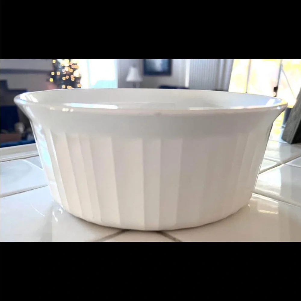 Corning Ware French White 1.5 Quart Baking Dish CORING WARE STAMPED Vintage